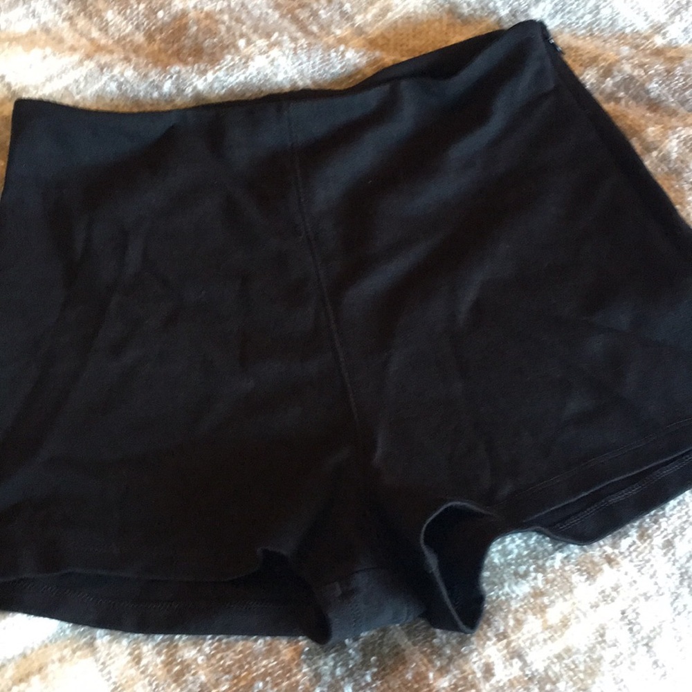 Express shorts - Picture 2 of 4